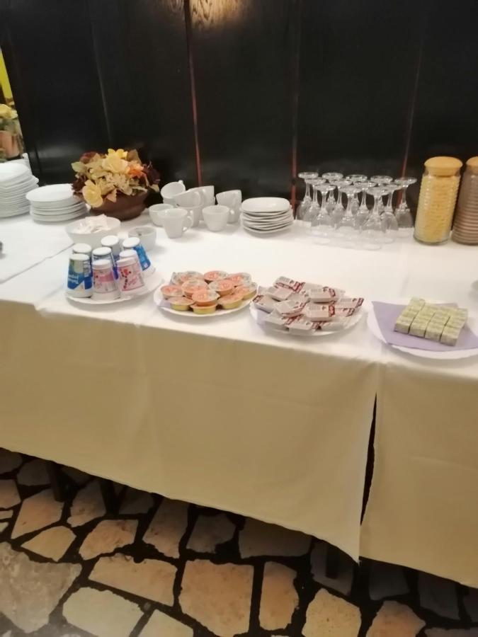 Sulentic Sobe I Restoran Bed and Breakfast Virovitica Esterno foto