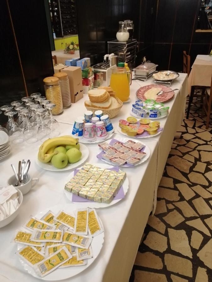 Sulentic Sobe I Restoran Bed and Breakfast Virovitica Esterno foto